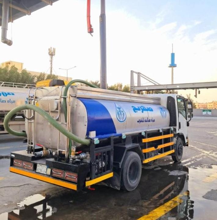 وايت ماء صغير 6000 لتر شمال الرياض — وايت 6 طن